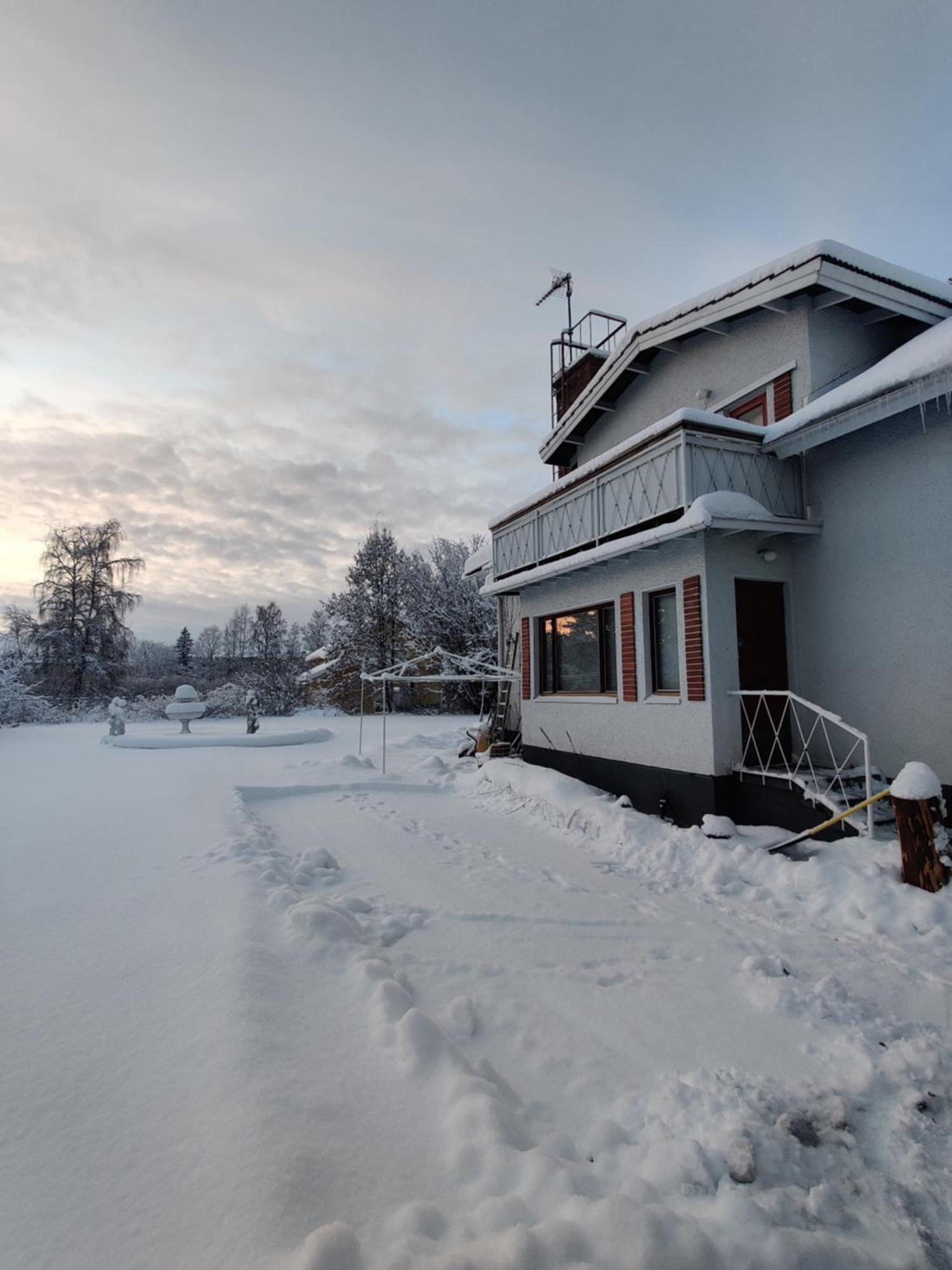 Nina'S Guesthouse, Jaemsae City,160 M2 Exterior foto